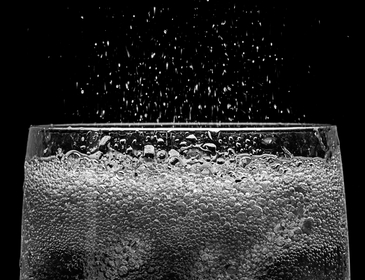 Consumer Soda Fizzy Glass Linked In L 1